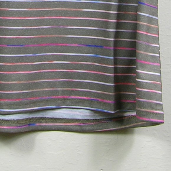 LAST ONE!! Green & Multi Color Front Pocket Tee - Picture 7 of 8